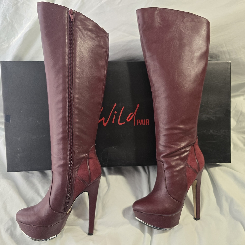 Wild Pair Retro Burgundy Knee High Boots. Faux Suede Design On Back. Platform